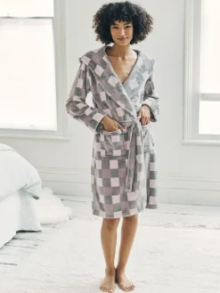Chelsea Peers Cream Fleece Check Hooded Dressing Gown^Women Bathrobes