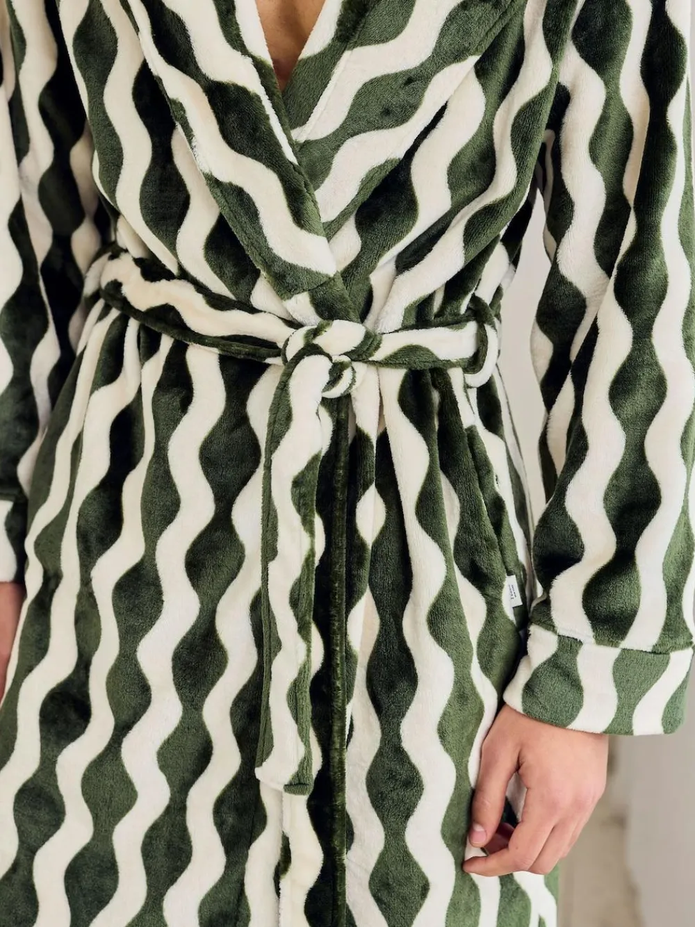 Chelsea Peers Green Fleece Wavy Stripe Hooded Dressing Gown^ Bathrobe