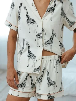 Best Chelsea Peers Cotton Giraffe Print Short Pyjamas Set White