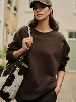Next Chocolate Brown Relaxed Fit Essentials Longline Sweatshirt with Pockets^Women Nightwear|Hoodies & Sweatshirts
