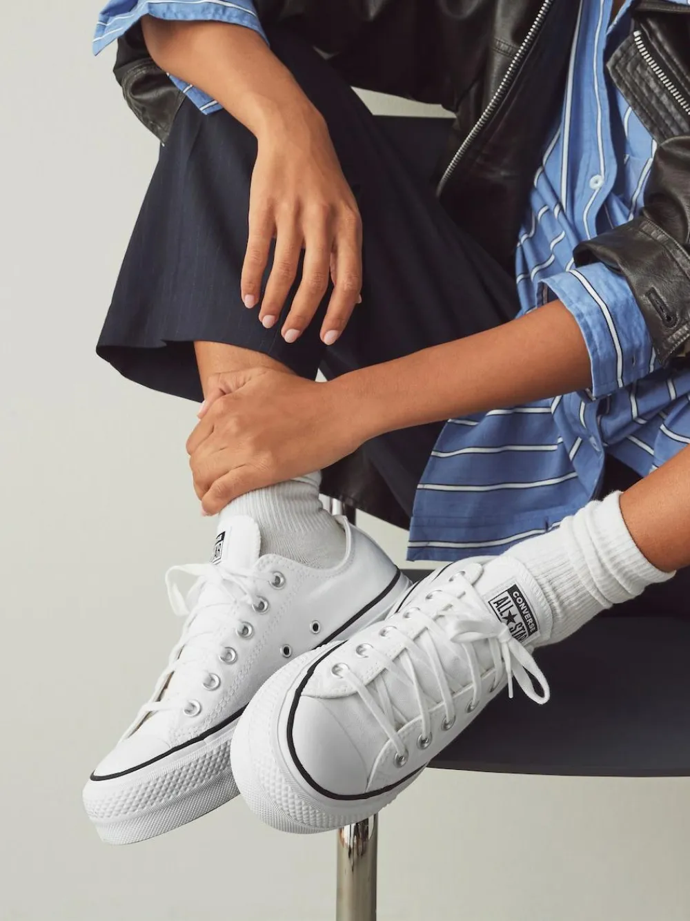 Hot Converse Platform Lift Chuck Ox Trainers White