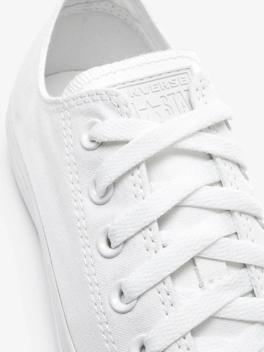 Discount Converse White Standard Fit Chuck Taylor All Star Ox Trainers