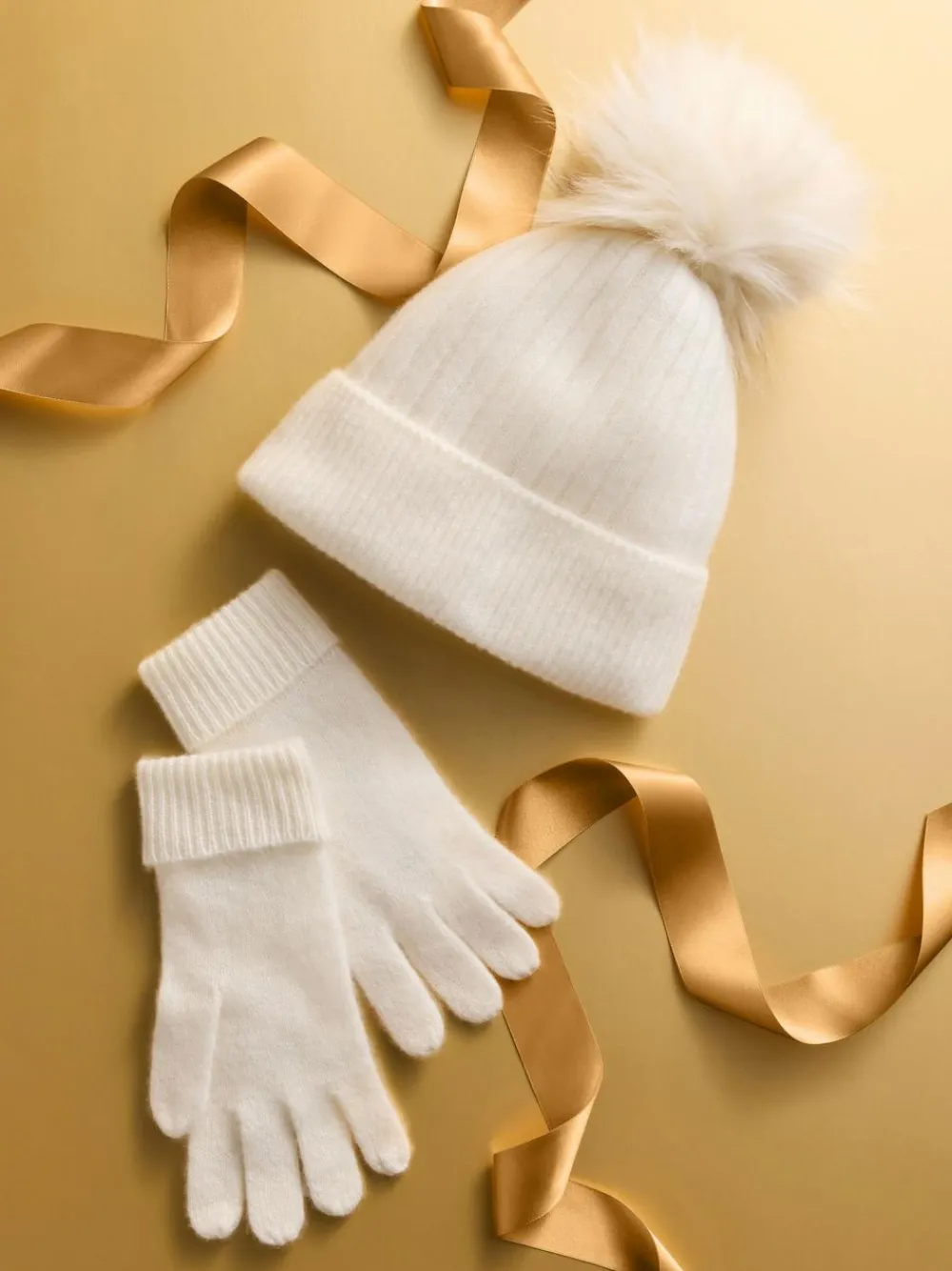 Next N. Premium 100% Cashmere Knitted Pom Hat^Women Hats|Hats, Gloves & Scarves