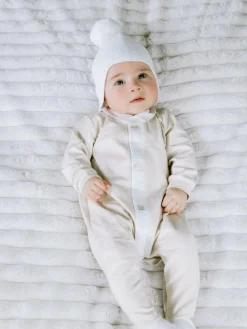 New Emile Et Rose Kenton Knitted Hat With Ear Flaps & Pom-Pom White