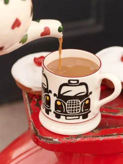 Hot Emma Bridgewater Cream Cab 1/2 Pint Mug