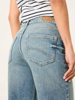 Fat Face FatFace Filby Relaxed Straight Jeans Bleach Wash Denim