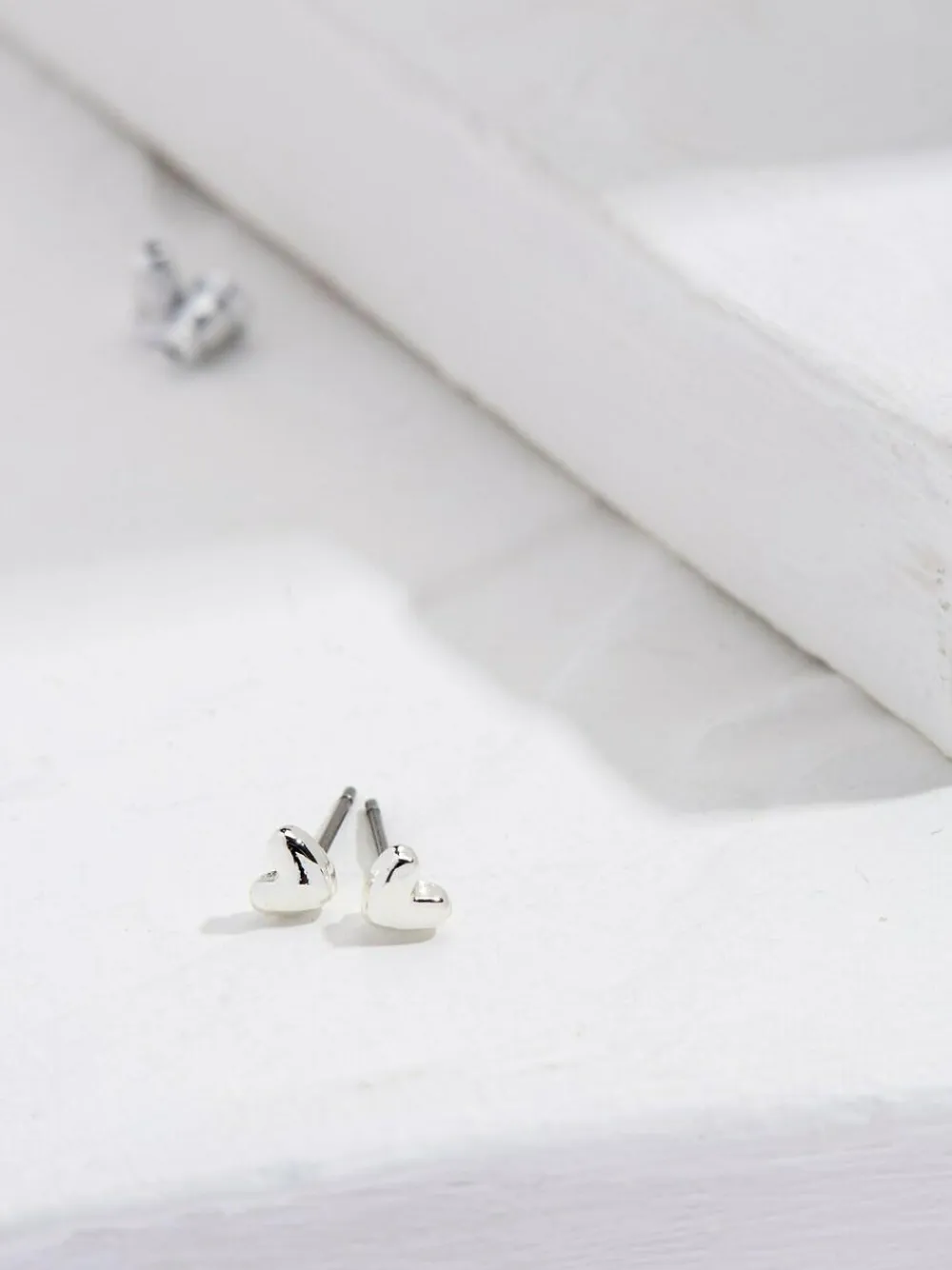 Discount Fat Face FatFace Heart Stud Earrings Silver Tone