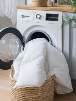 Online FBC Spundown Washable 10.5 Tog White Duvet