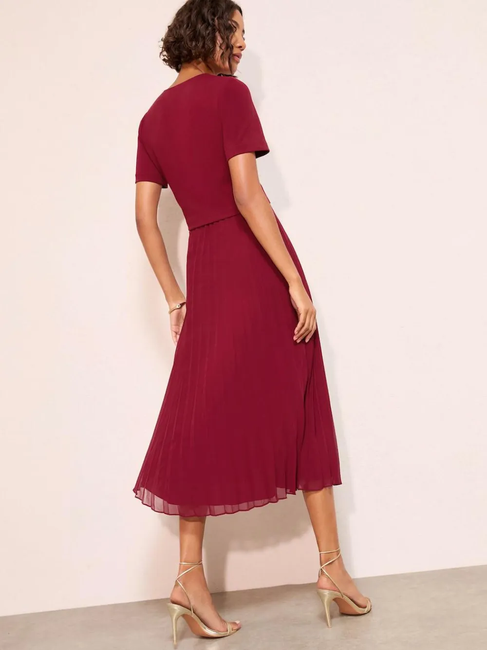 Best Friends Like These Button Down 2-In-1 Pleated Dress Berry Red