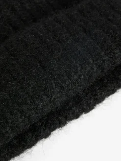 Best Friends Like These Cosy Knitted Beanie Hat Black