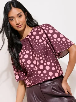 Online Friends Like These Short Sleeve Tie Back Blouse Burgundy Spot