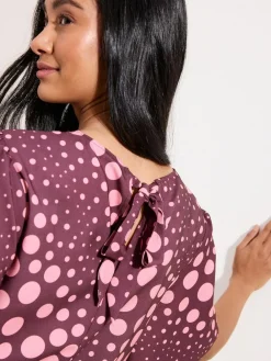 Online Friends Like These Short Sleeve Tie Back Blouse Burgundy Spot