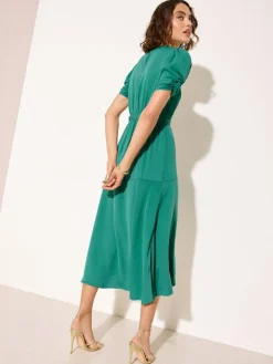 Hot Friends Like These Ruched Short Sleeve Belted Midi Dress Green