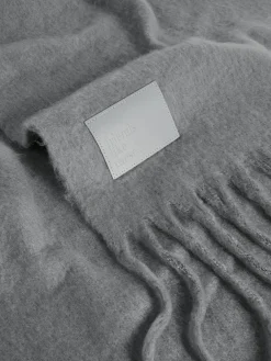 Friends Like These Cosy Brushed Blanket Scarf^Women Hats, Gloves & Scarves|Hats, Gloves & Scarves