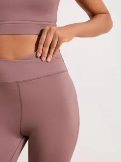 Online Friends Like These Studio Yoga Flare Leggings Pink
