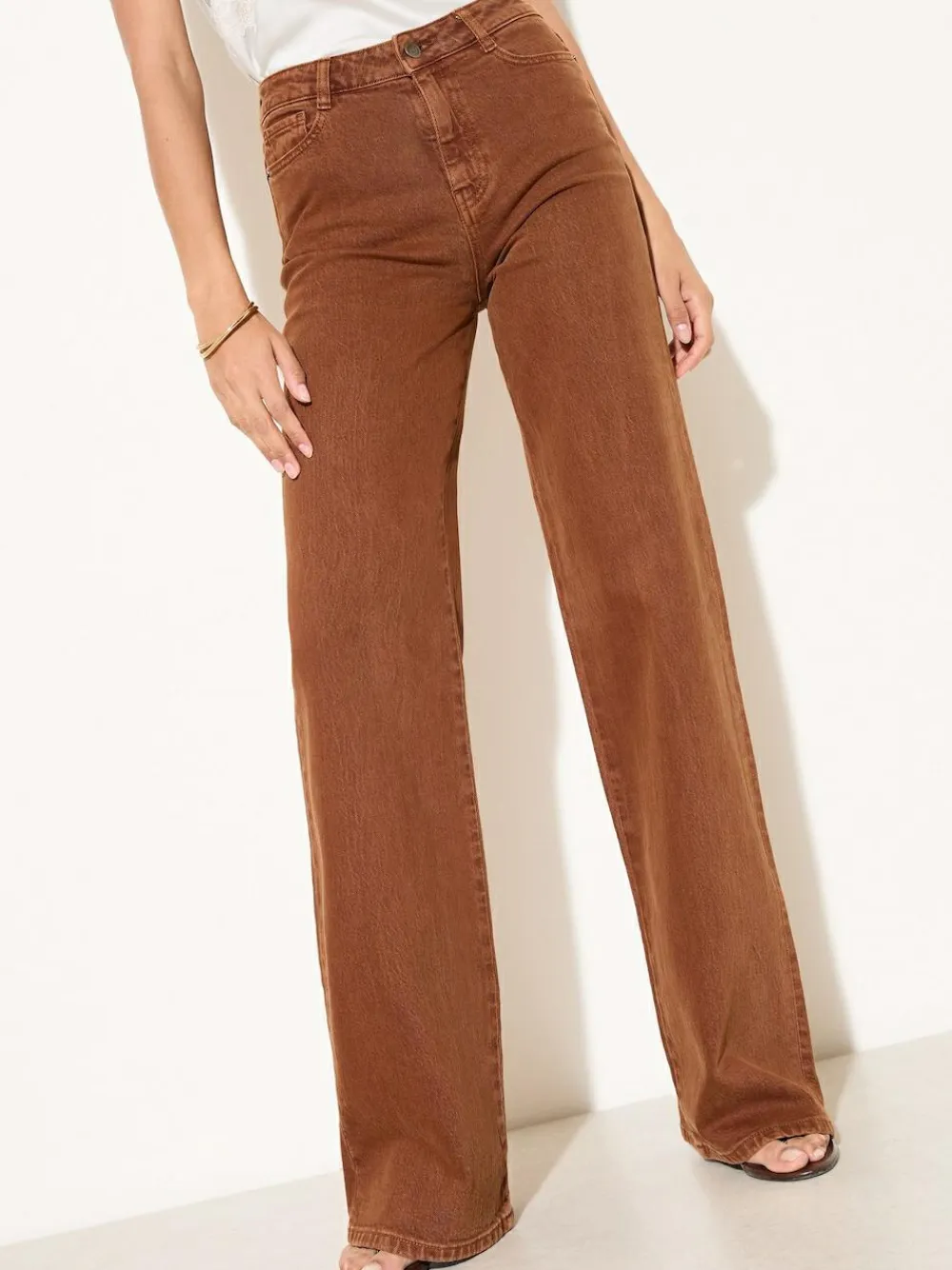Online Friends Like These X Lucy Mecklenburgh Tobacco Brown Everyday Wide Leg Jeans