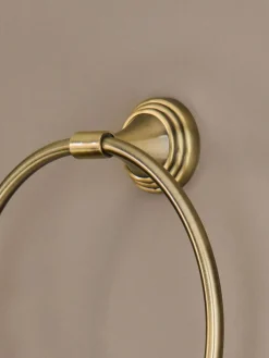 Best Next Gold Rib Towel Ring