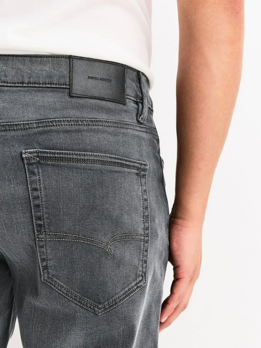 Next Grey Slim Fit Motionflex Jeans^ Jeans|Jeans