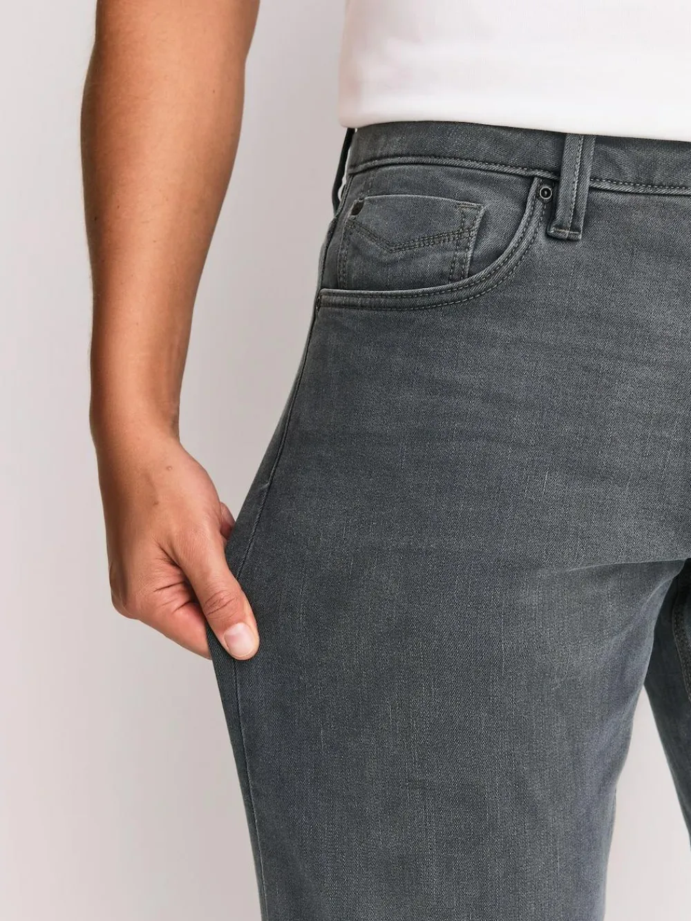 Next Grey Straight Fit Motionflex Jeans^ Jeans|Jeans