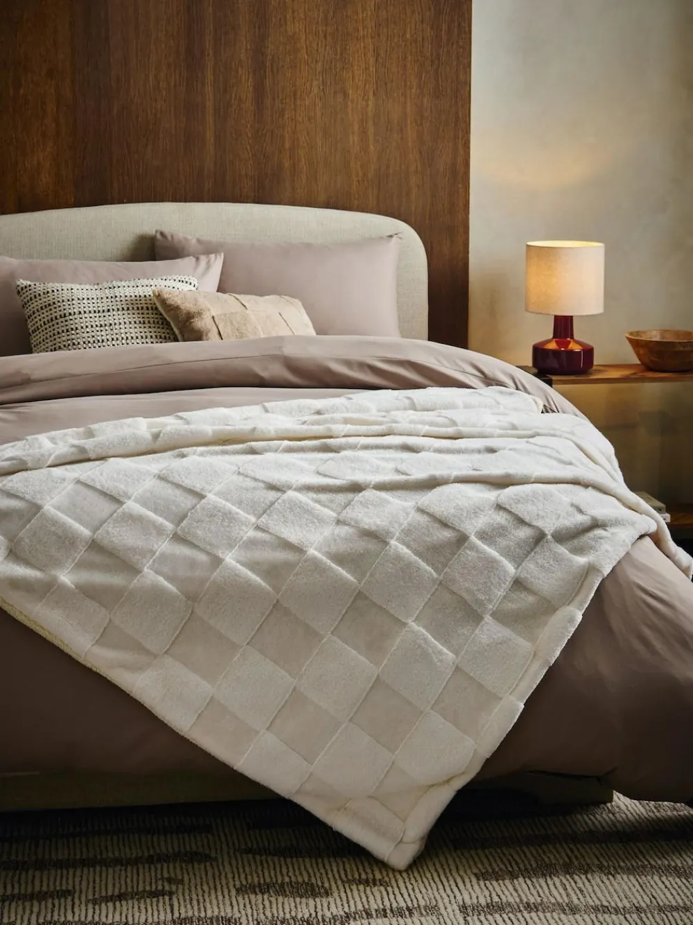 Next Jasper Checkerboard Cosy Fleece Reverse Throw Ivory