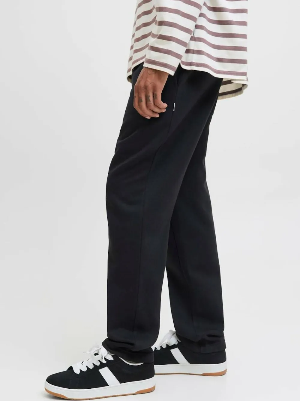 JACK & JONES Black Relaxed Fit Joggers^ Joggers|Joggers