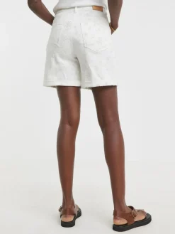 JD Williams White Floral Embroidered Denim Shorts^Women Shorts