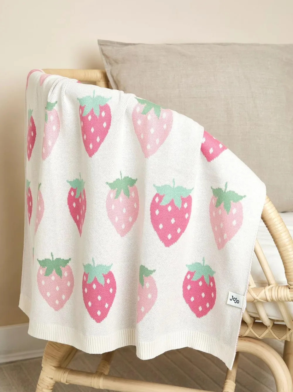 Jojo Maman Bébé Strawberry FairIsle Shawl^ Nursery Bedding