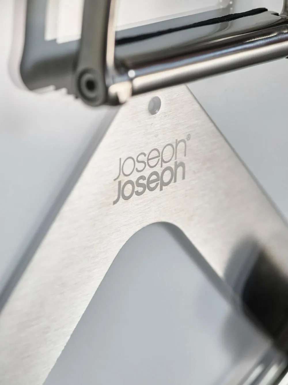 Joseph Joseph Silver Non-Stick Roasting Trays With Easy-Pull Handles