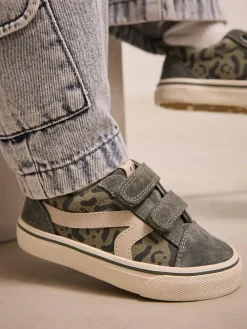 Next Wide Fit (G) Touch Fastening Skate Trainers^ Sneakers