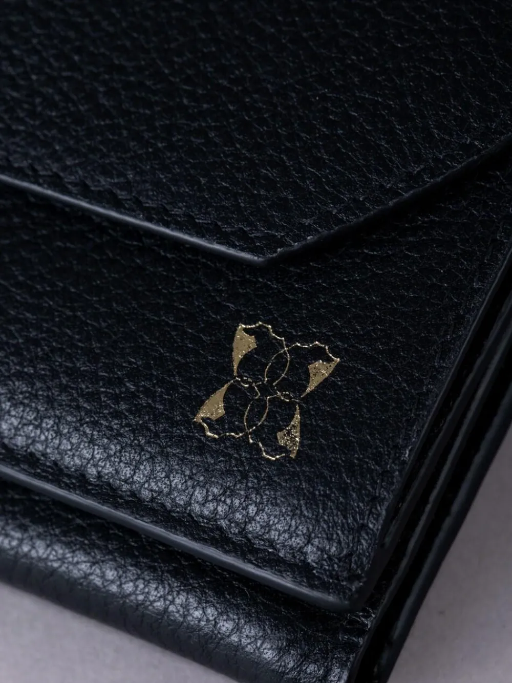 Online Lakeland Leather Ings Purse Black