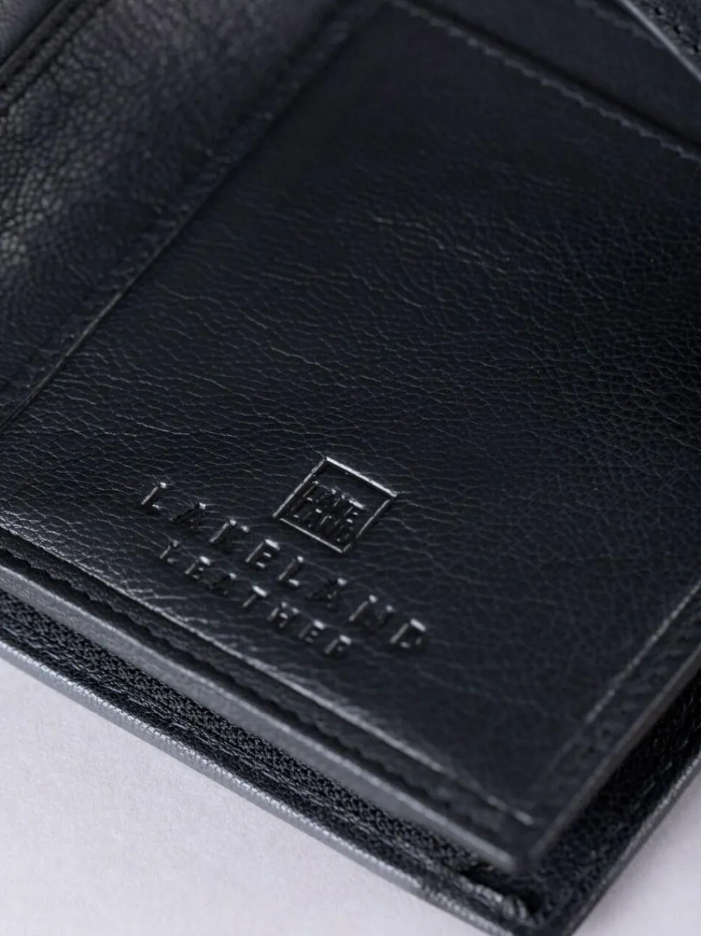 New Lakeland Leather Black Large Icon Stud Tab Purse