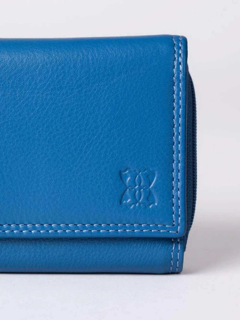 Online Lakeland Leather Blue Small Purse