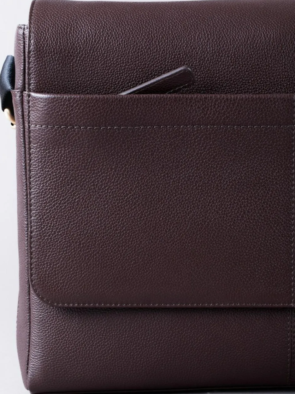 Lakeland Leather Crummock Laptop Messenger Bag^ Bags