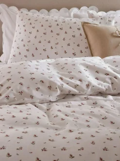 Laura Ashley Red Aylesmore Cotton Gauze Duvet Cover and Pillowcase Set^ Branded Bedlinen