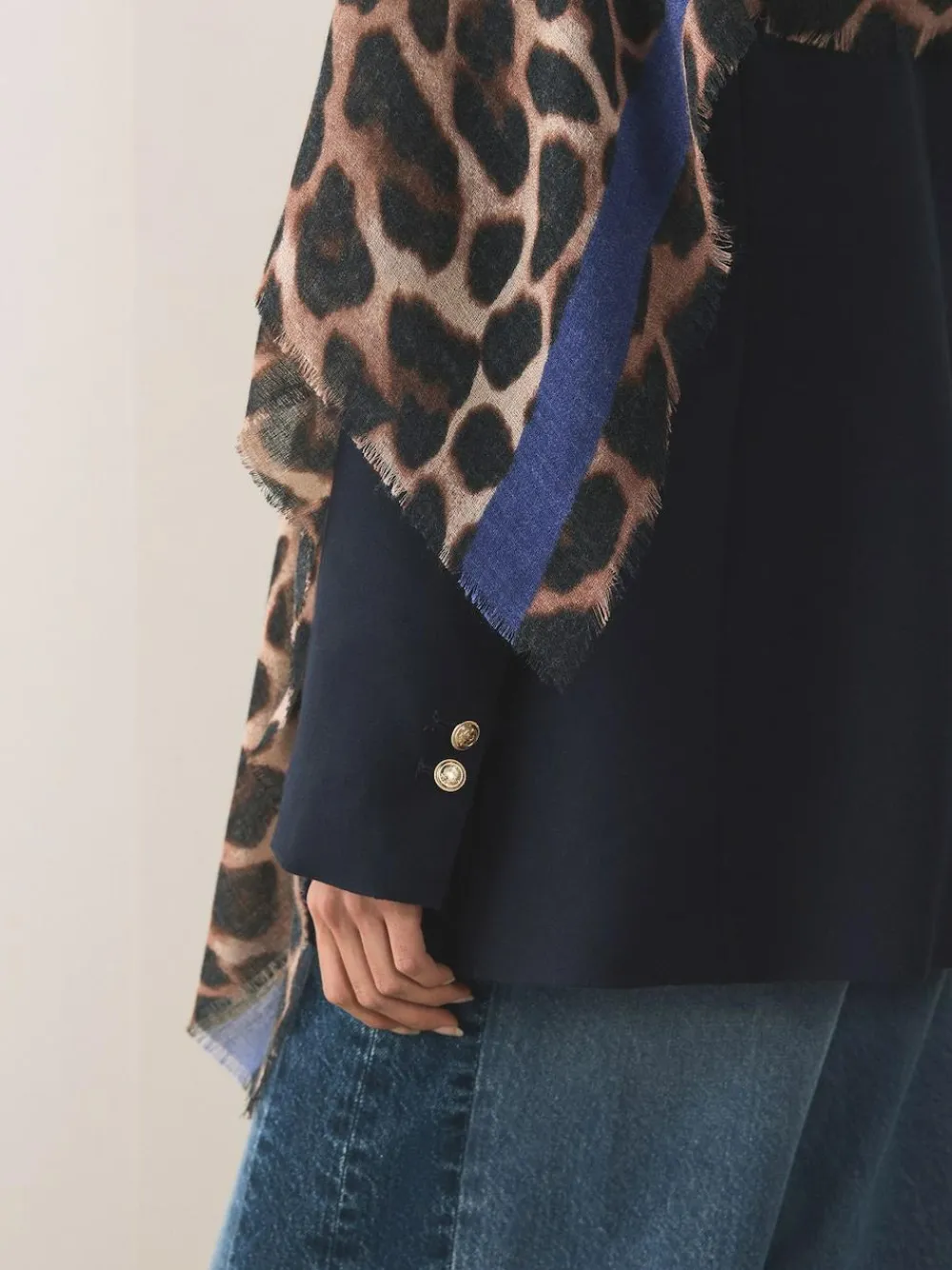 Next Leopard Print Lightweight Scarf^Women Hats, Gloves & Scarves|Hats, Gloves & Scarves