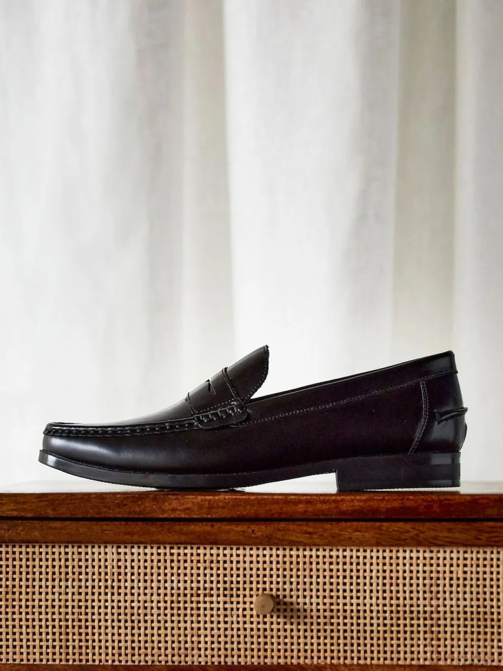 Linzi Tomasso Penny Loafers Black