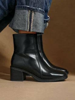 Sale Linzi Wander Block Heel Ankle Boots Black