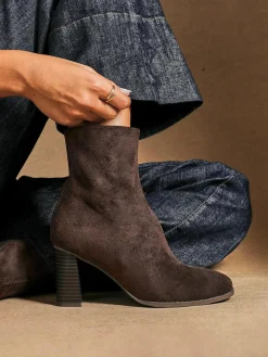 Linzi Approach Round Toe Block Heeled Ankle Boots^Women Boots & Wellies|Boots