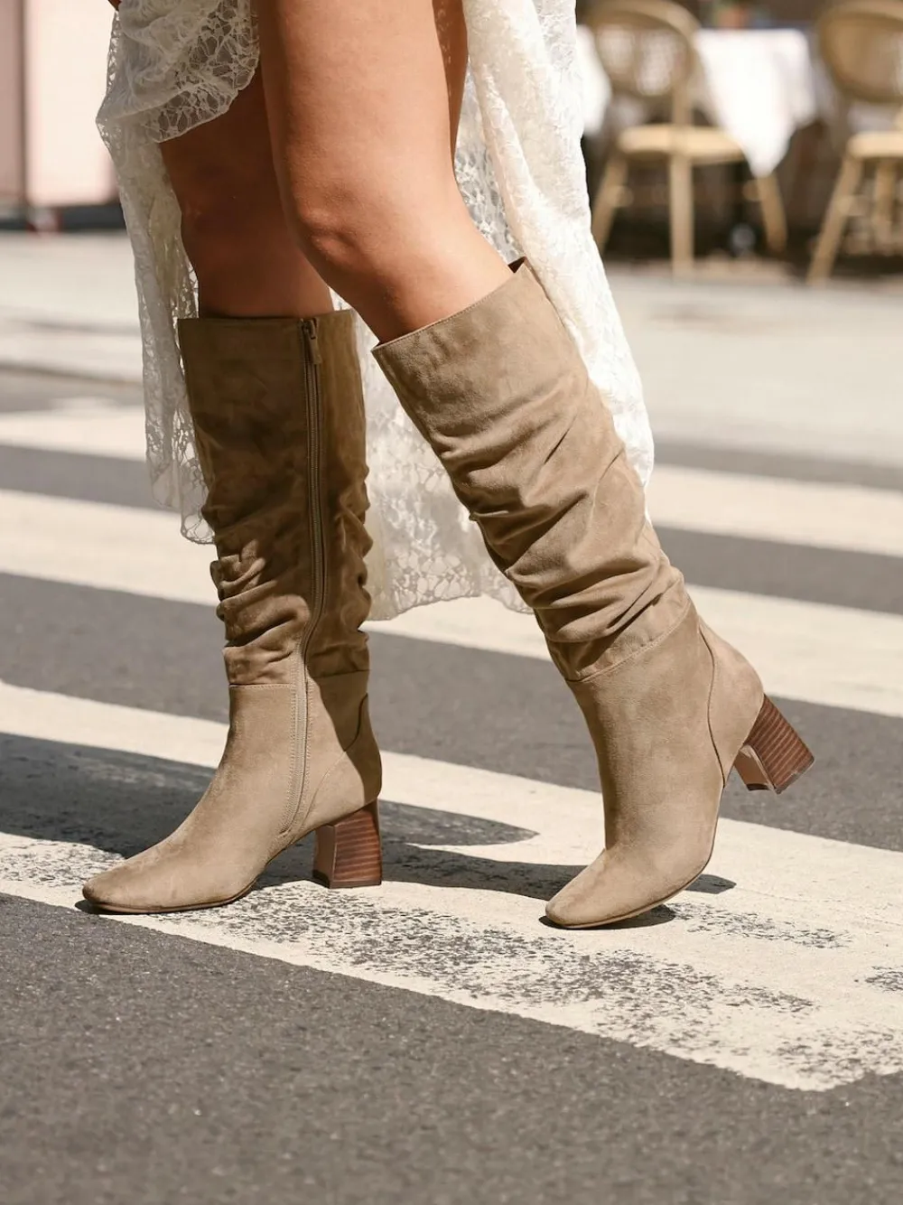 Best Linzi Alpine Ruched High Leg Boots Mocha