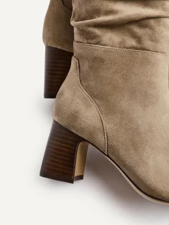 Best Linzi Alpine Ruched High Leg Boots Mocha