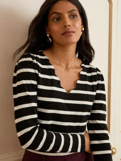 Clearance Love & Roses Black and Ivory Stripe Scallop V-Neck Long Sleeve Jersey Top