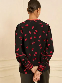 Outlet Love & Roses Black Lips Print Notch Neck Long Sleeve Blouse