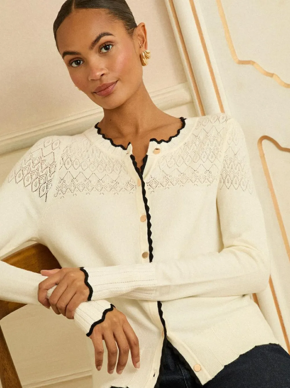 Clearance Love & Roses Ivory and Black Scallop Knitted Cardigan