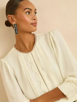 Love & Roses Petite 3/4 Sleeve Scallop Detail Blouse^Women Blouses & Shirts