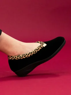 Sale Lunar Black Paloma Animal Print Trim Wedged Slippers