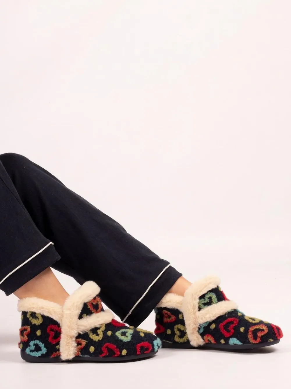 New Lunar Blue Angel Heart Detail Bootie Slippers