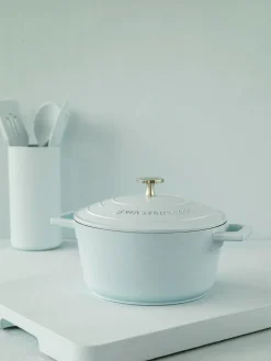 Clearance Masterclass Cast Aluminium 2.5L Casserole Dish Blue