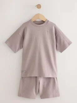 Next Textured Short Sleeve T-Shirt and Shorts Set (3-16yrs)^BOY Sets & Outfits|Sweatshirts & Hoodies