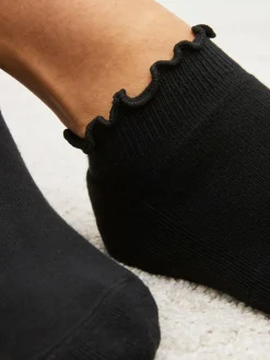 Next Monochrome Frill Top Cushion Sole Trainer Socks 4 Pack^Women Socks & Tights