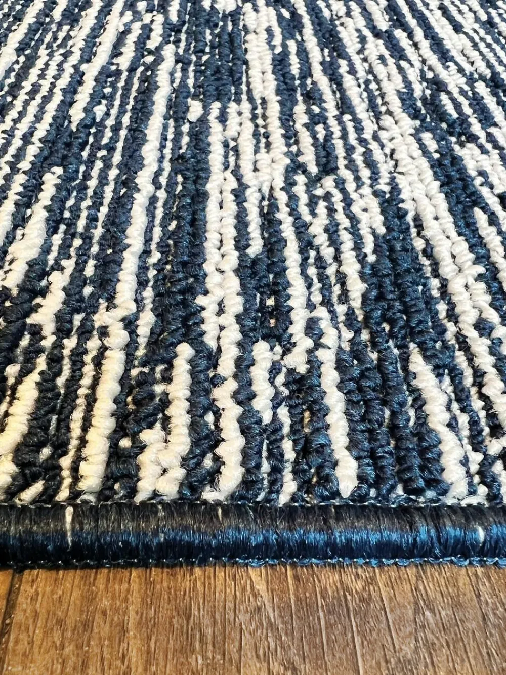 New My Mat Broken Stripe Runner Navy